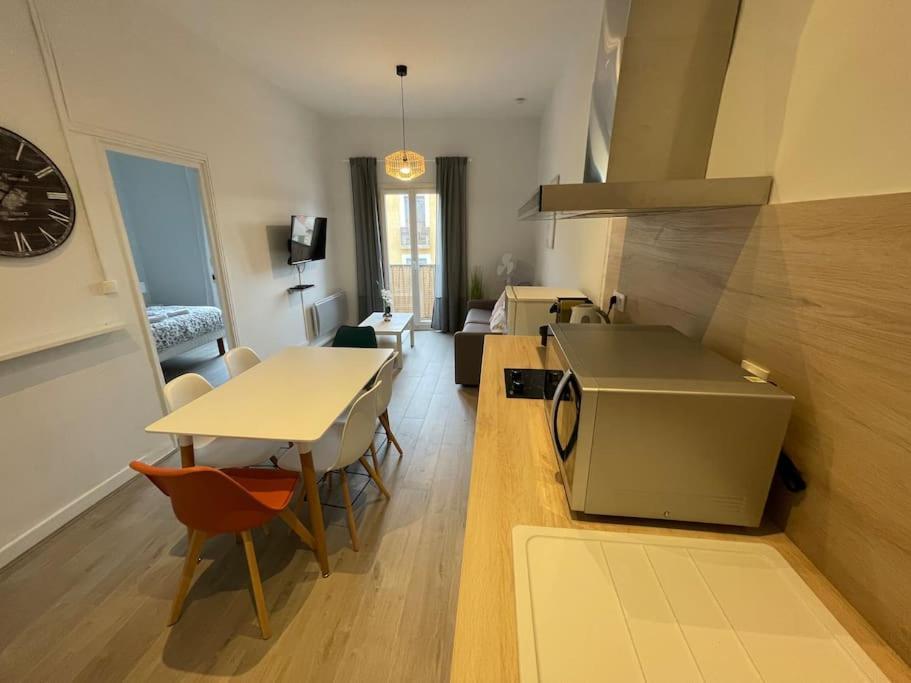 Cosy T3 Proche Gare Et Polygone Appartement Béziers Buitenkant foto